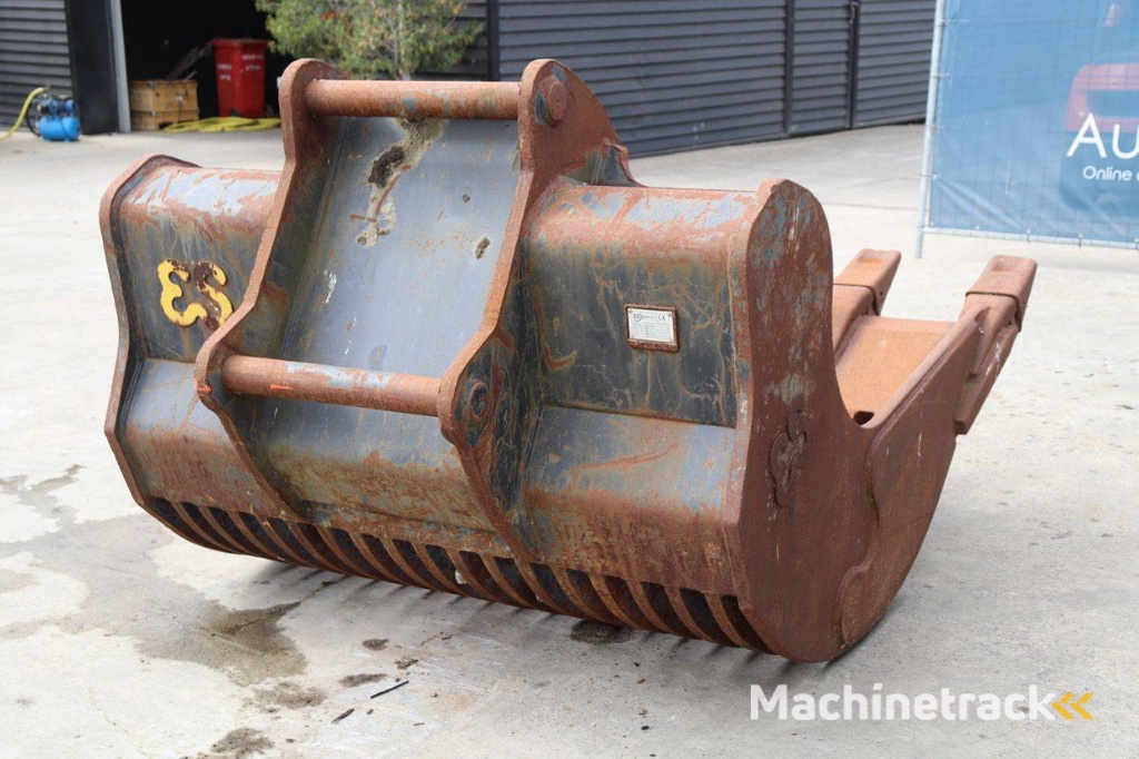 Graafbak Eurosteel FDS100 2018