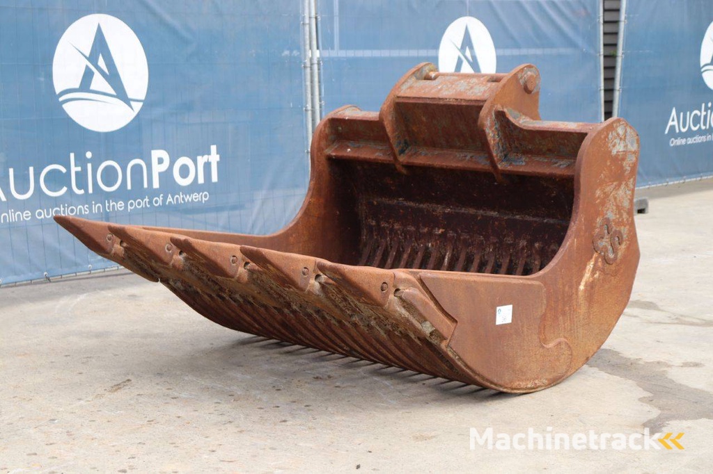 Graafbak Eurosteel FDS100 2018