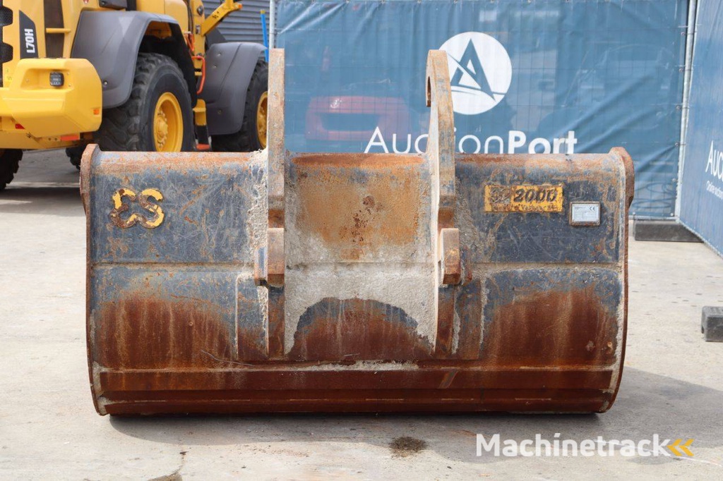 Grondbak Eurosteel CW55S 2024