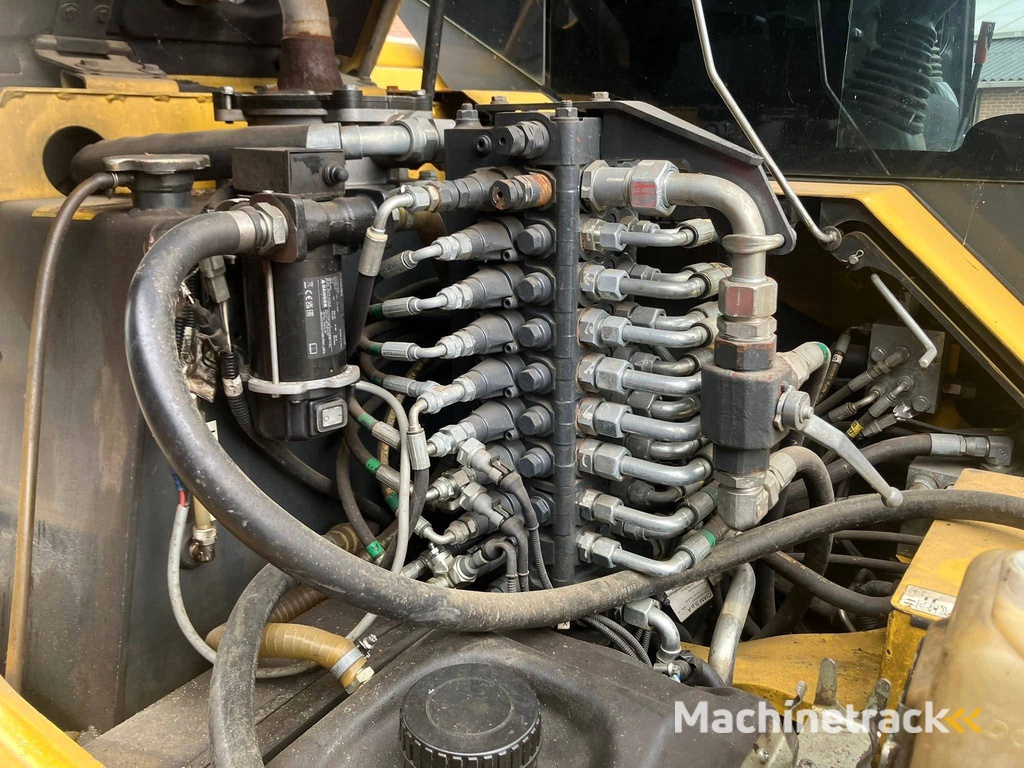 Crawler excavator Komatsu PC80 Diesel 2012