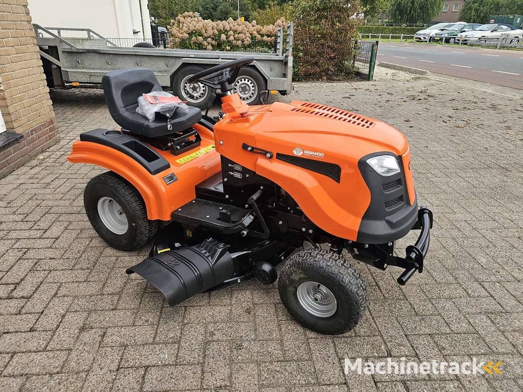 Zitmaaier Daewoo DA1066HX Benzine Nieuw