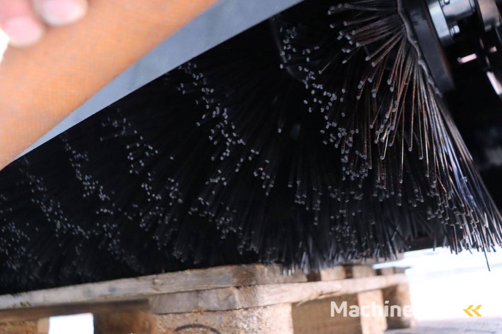 Veegborstel aanbouw Wolverine BBS-11-72W 2024 Nieuw