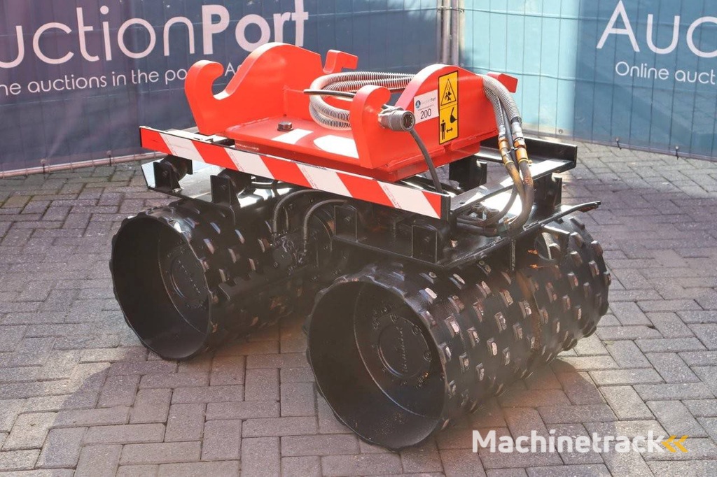 Verdichtingswals Engcontech CW30 Diesel