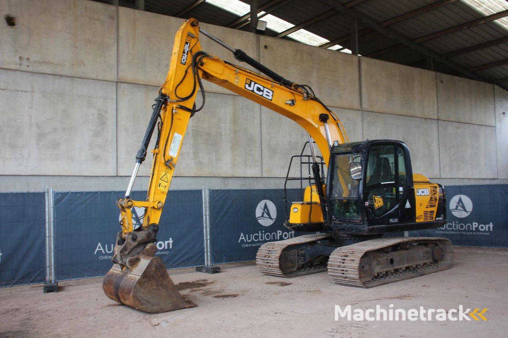 Crawler excavator JCB JS130LC Diesel 81kW 2019