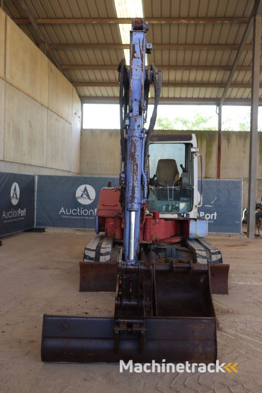 Crawler excavator Takeuchi TB80FR Diesel 41.2kW 2002