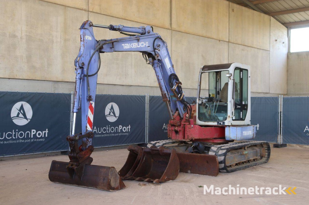 Crawler excavator Takeuchi TB80FR Diesel 41.2kW 2002