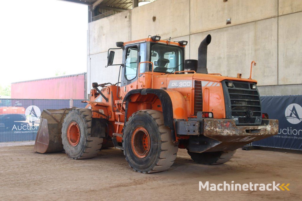 Wiellader Doosan DL300 Diesel 162kW 2012