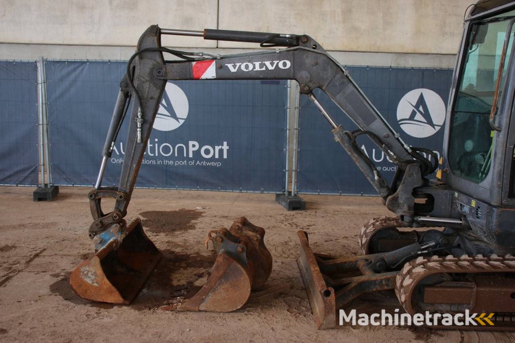 Rupsgraafmachine Volvo EC27C Diesel 2013