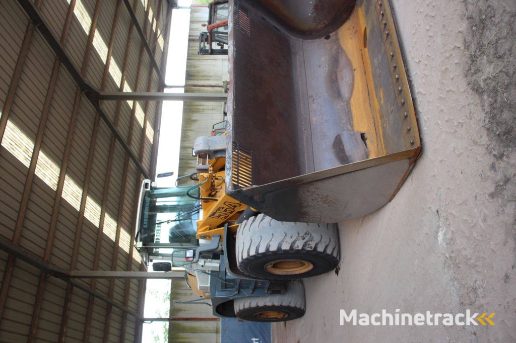 Wiellader Liebherr L564 Diesel 183kW 2004