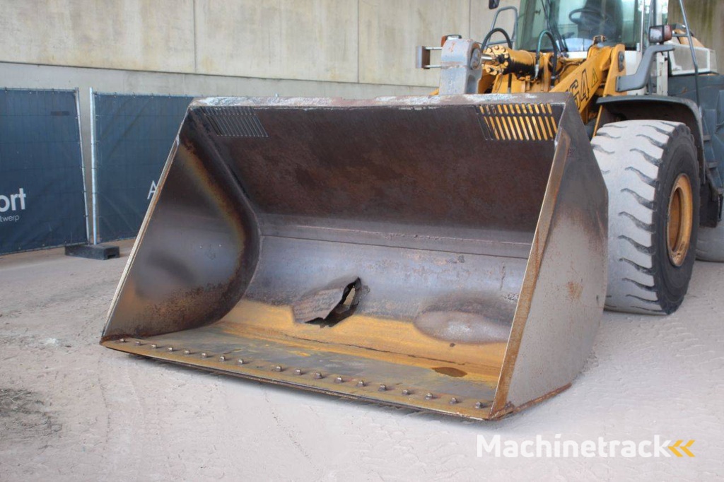 Wiellader Liebherr L564 Diesel 183kW 2004