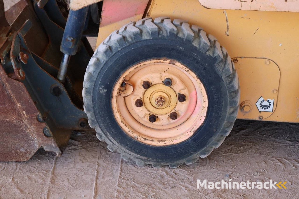 Schranklader Mustang SL2012 Diesel 2011