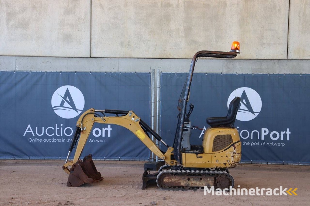 Minigraver Caterpillar 300.9D Diesel 9kW 2015