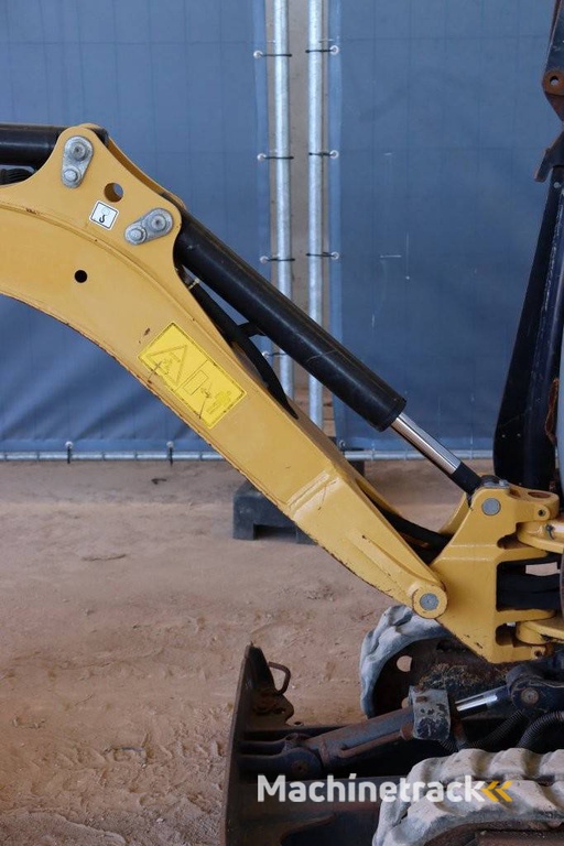 Minigraver Caterpillar 300.9D Diesel 9kW 2015