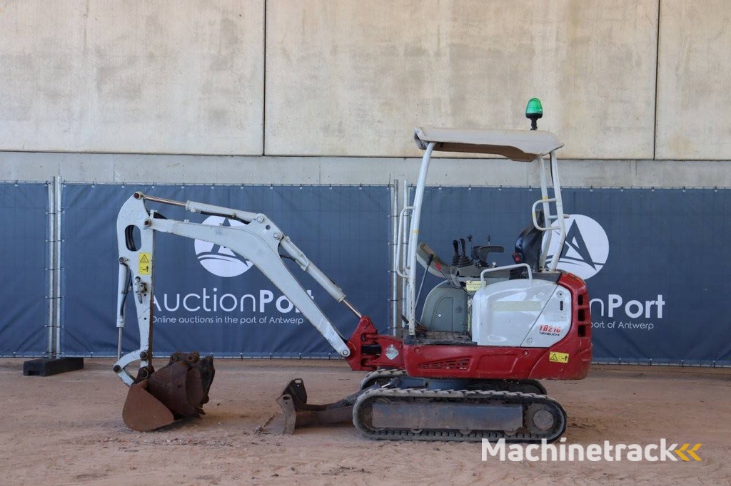 Minigraver Takeuchi TB216 Diesel 11kW 2014