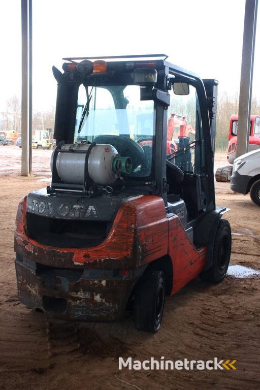 Heftruck Toyota 06686GF30 LPG 3000kg 3.3m 2017