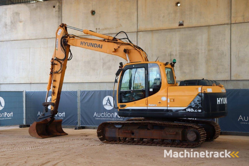 Rupsgraafmachine Hyundai Robex 140LC-9A Diesel 115pk 2013