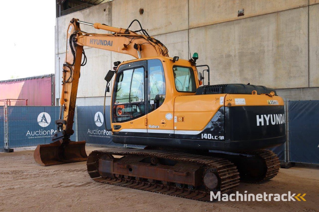 Rupsgraafmachine Hyundai Robex 140LC-9A Diesel 115pk 2013