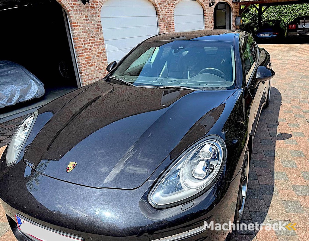 Porsche Panamera 3.0 V6 Diesel 2013 (Marge)