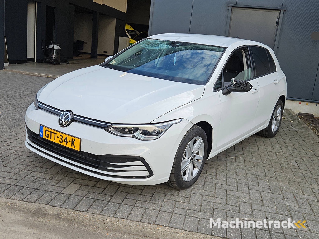 Volkswagen Golf 8 eTSI Benzin 2023