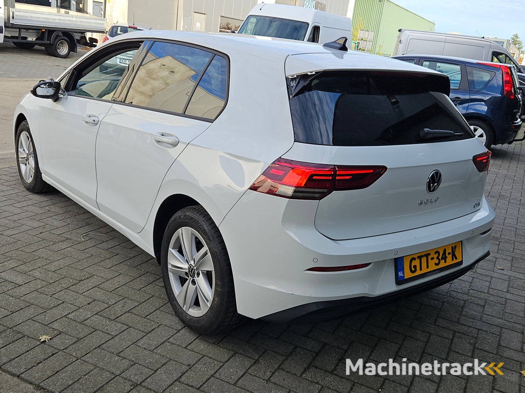 Volkswagen Golf 8 eTSI Benzin 2023