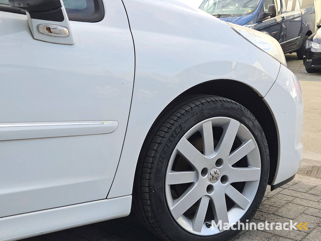 Peugeot 207 CC 1.6 VTI Benzine 2011 (Marge)