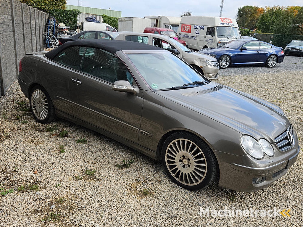 Mercedes-Benz CLK Cabrio 320 CDI met Schade (Marge)