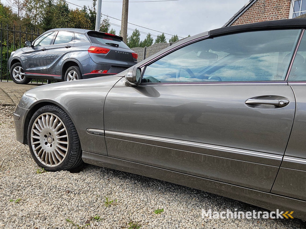 Mercedes-Benz CLK Cabrio 320 CDI met Schade (Marge)