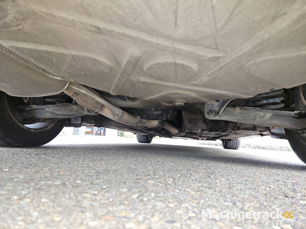 Mercedes-Benz E300 D Automatic (Marge)