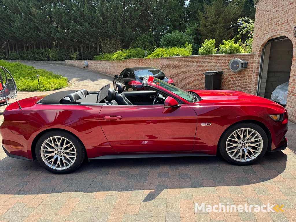 Ford Mustang GT Convertible Benzine 2017 (Marge)
