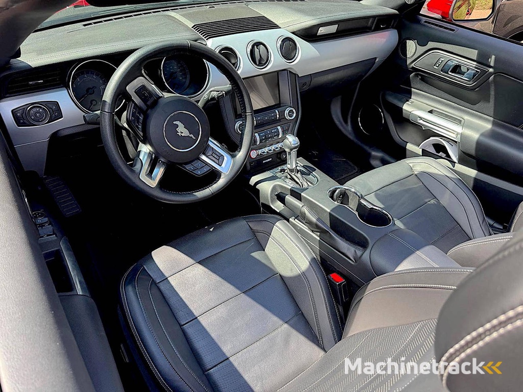 Ford Mustang GT Convertible Benzine 2017 (Marge)