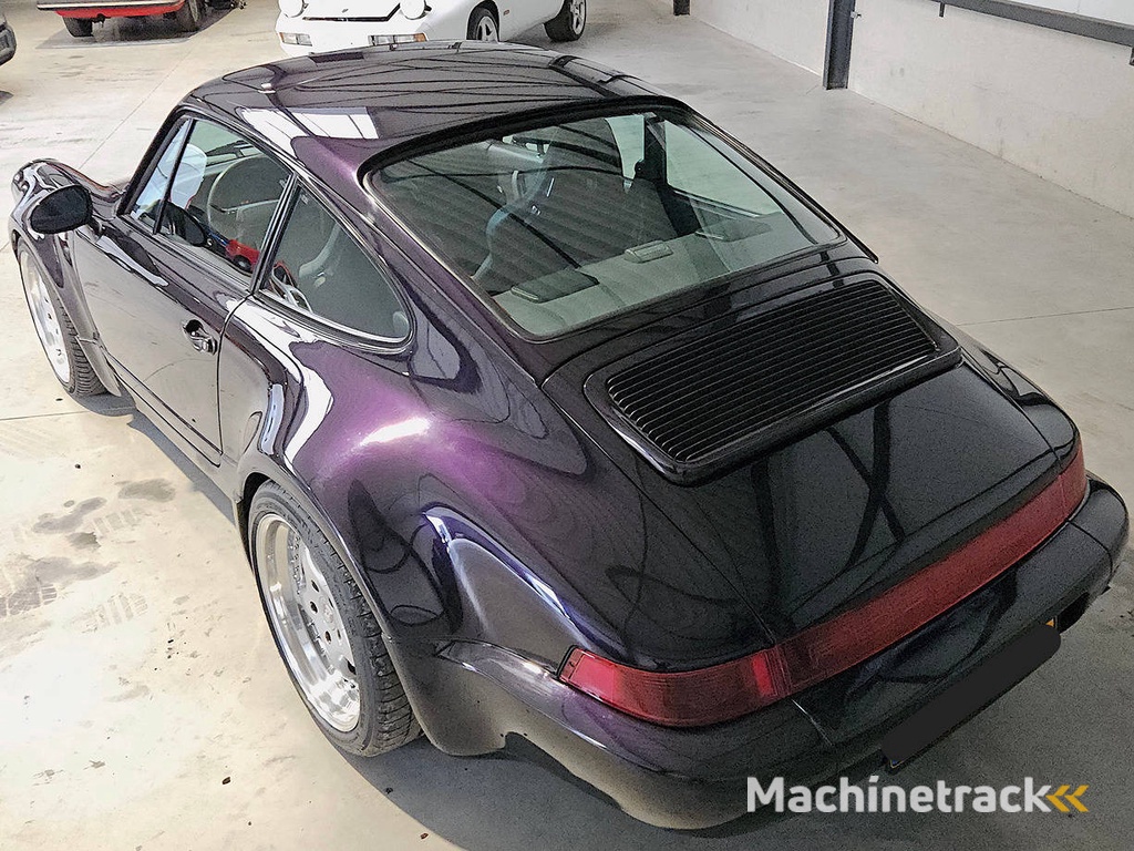 Porsche 911 (964) Carrera 4 Coupe '30 Jahre' (Marge)