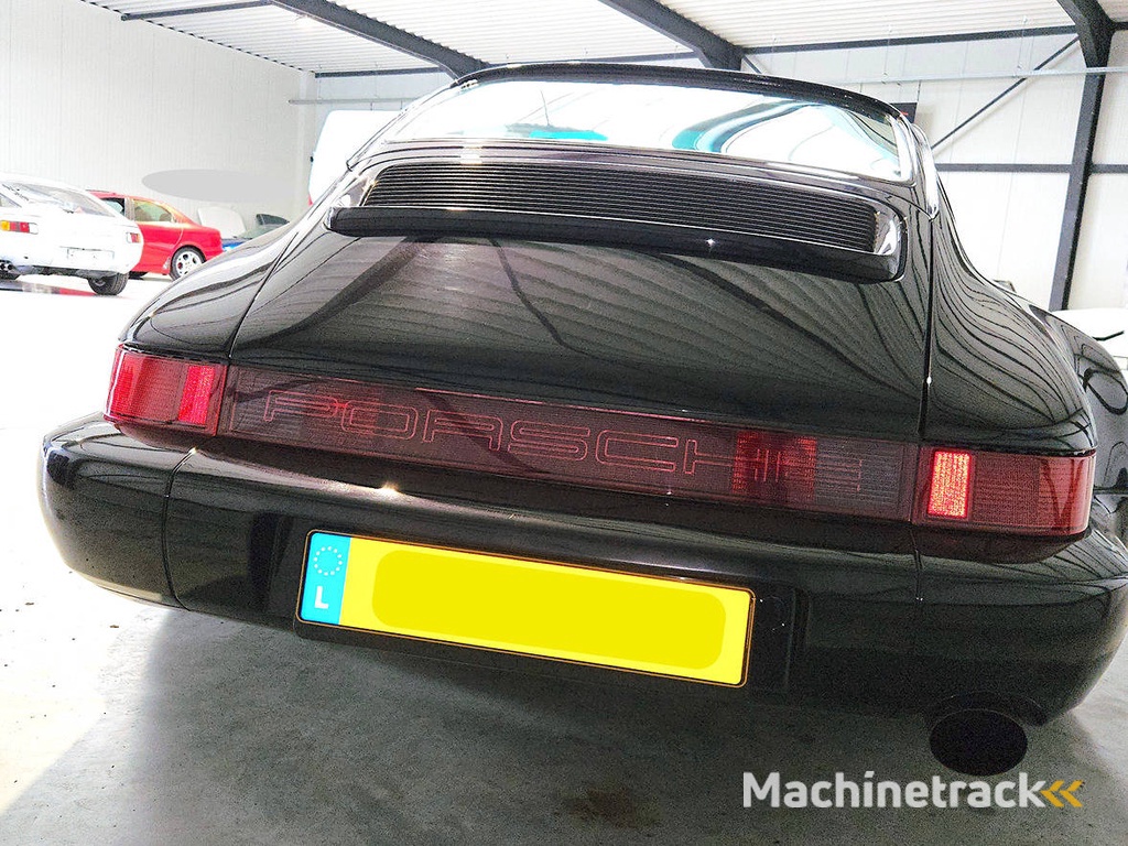 Porsche 911 (964) Carrera 4 Coupe '30 Jahre' (Marge)