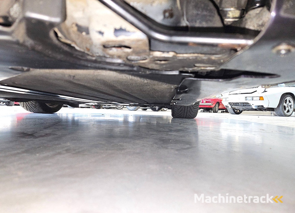 Porsche 911 (964) Carrera 4 Coupe '30 Jahre' (Marge)