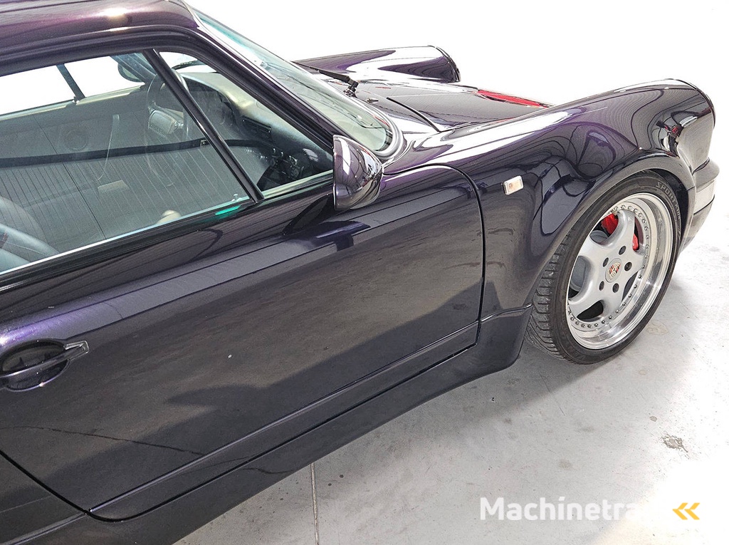 Porsche 911 (964) Carrera 4 Coupe '30 Jahre' (Marge)