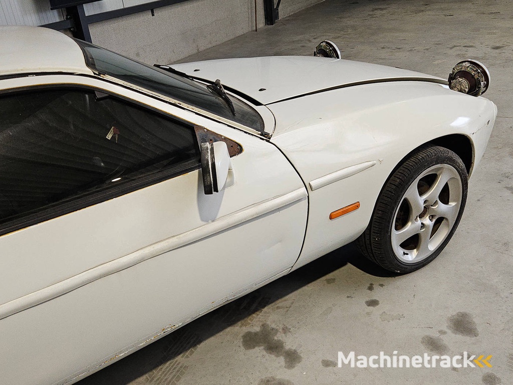 Porsche 928 S (project-staat)