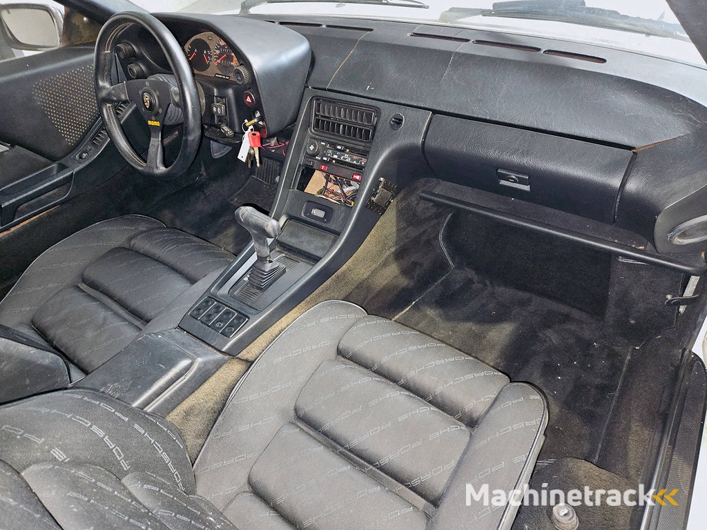 Porsche 928 S (project-staat)