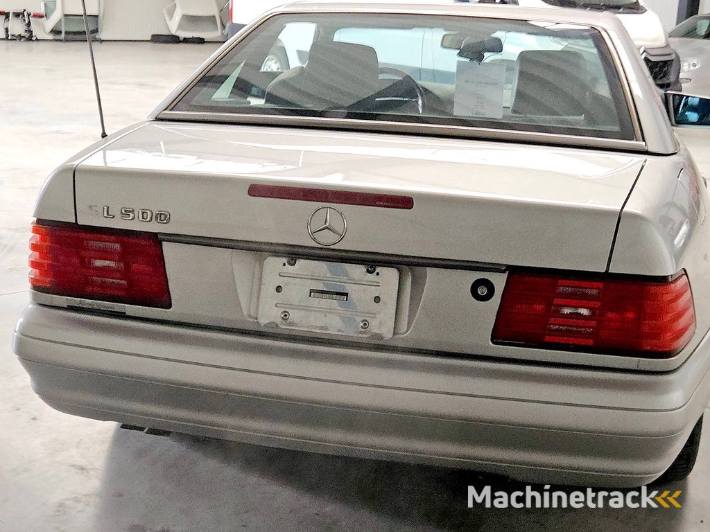 Mercedes-Benz 500 SL