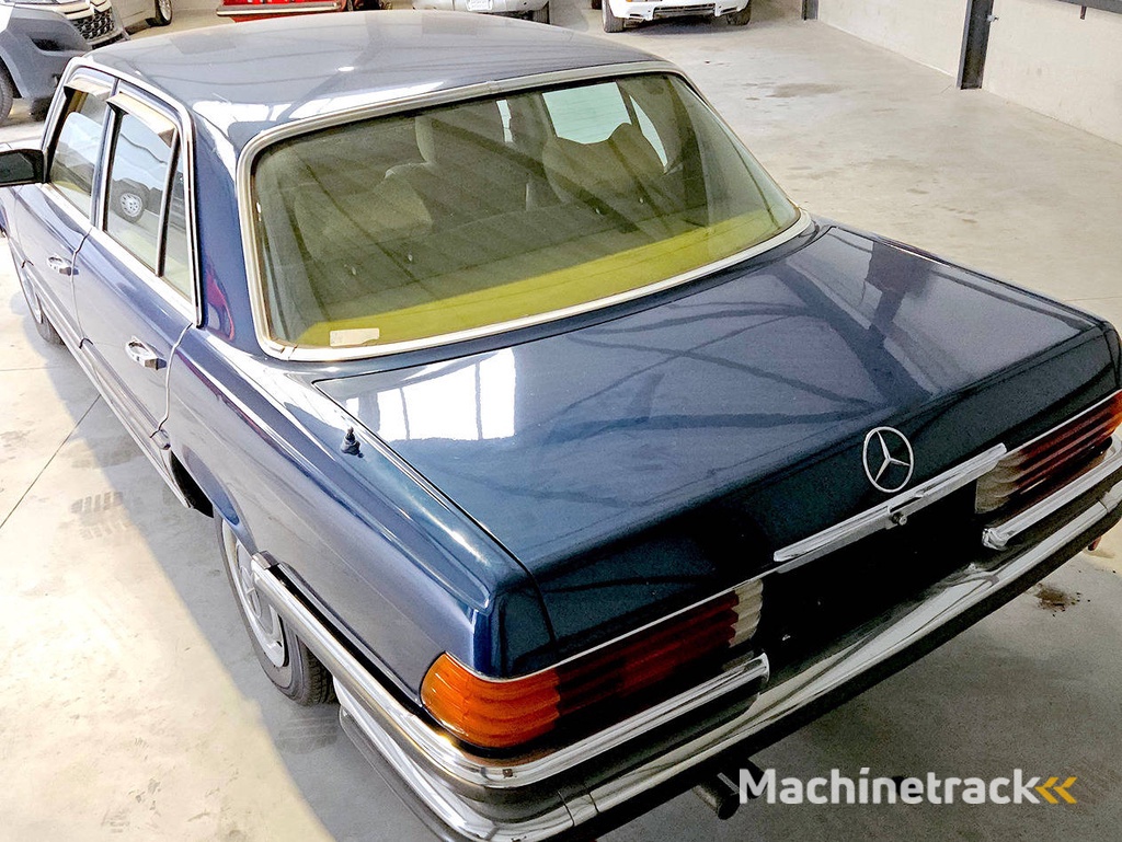 Mercedes-Benz 280 SE Automatic
