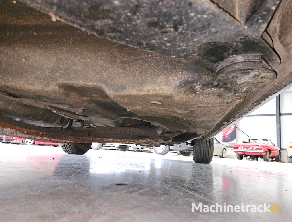 Mercedes-Benz 280 SE Automatic