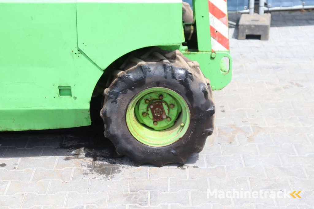 Schaarlift Genie GS-2668 IC Diesel 2000