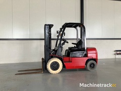 hangcha-forklift-cpcd25n-rw10-diesel-2500kg-4.3m-2008