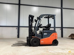toyota-electric-forklift-1580kg-4.3m