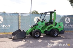 kniklader-avant-m735-diesel-19kw-2021