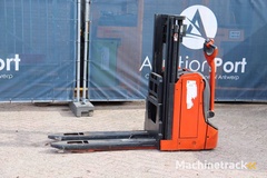 stapelaar-linde-d08-elektrisch-1800kg-2015