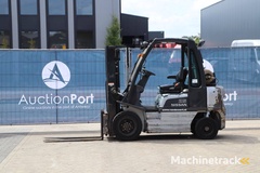 forklift-nissan-ud02a25pq-lpg-2500kg-4.3m-2006