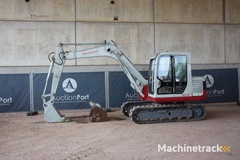 crawler-excavator-takeuchi-tb175c-diesel-42.8kw