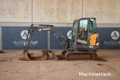 rupsgraafmachine-volvo-ec27c-diesel-2013