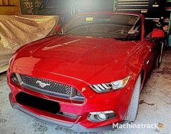ford-mustang-gt-convertible-benzine-2017-marge