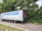 Thumbnail of Curtainsider trailer LAG O-3-39 01 2005