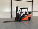 Minituur van Heftruck Toyota 02-8FGF25 LPG 2500kg 4.7m 2017